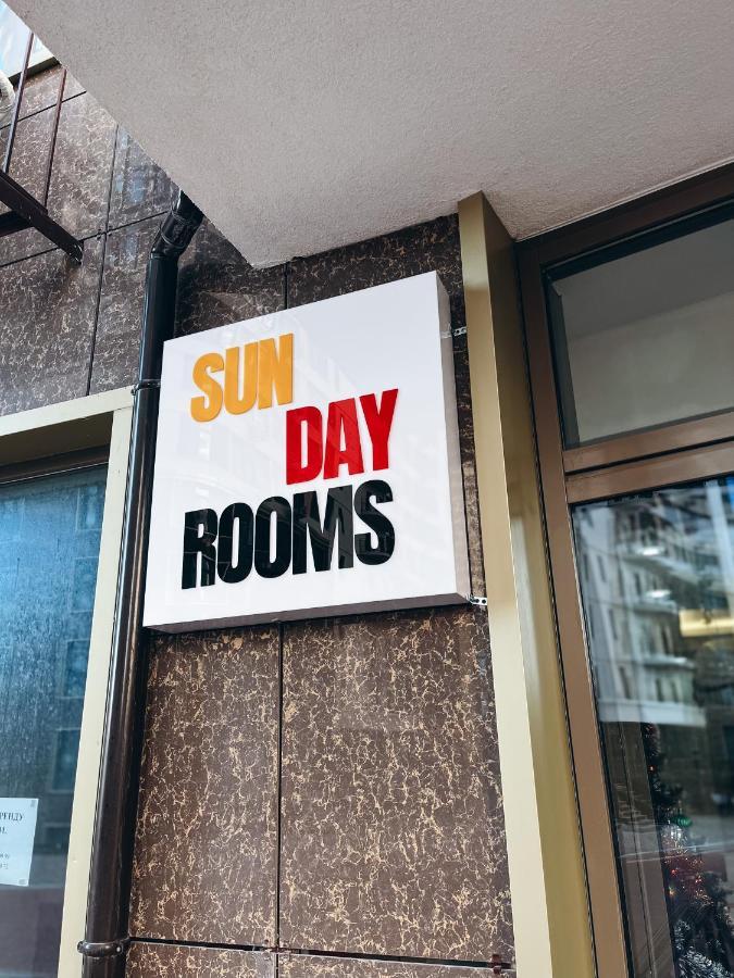 Sunday Hotel Odessa Buitenkant foto